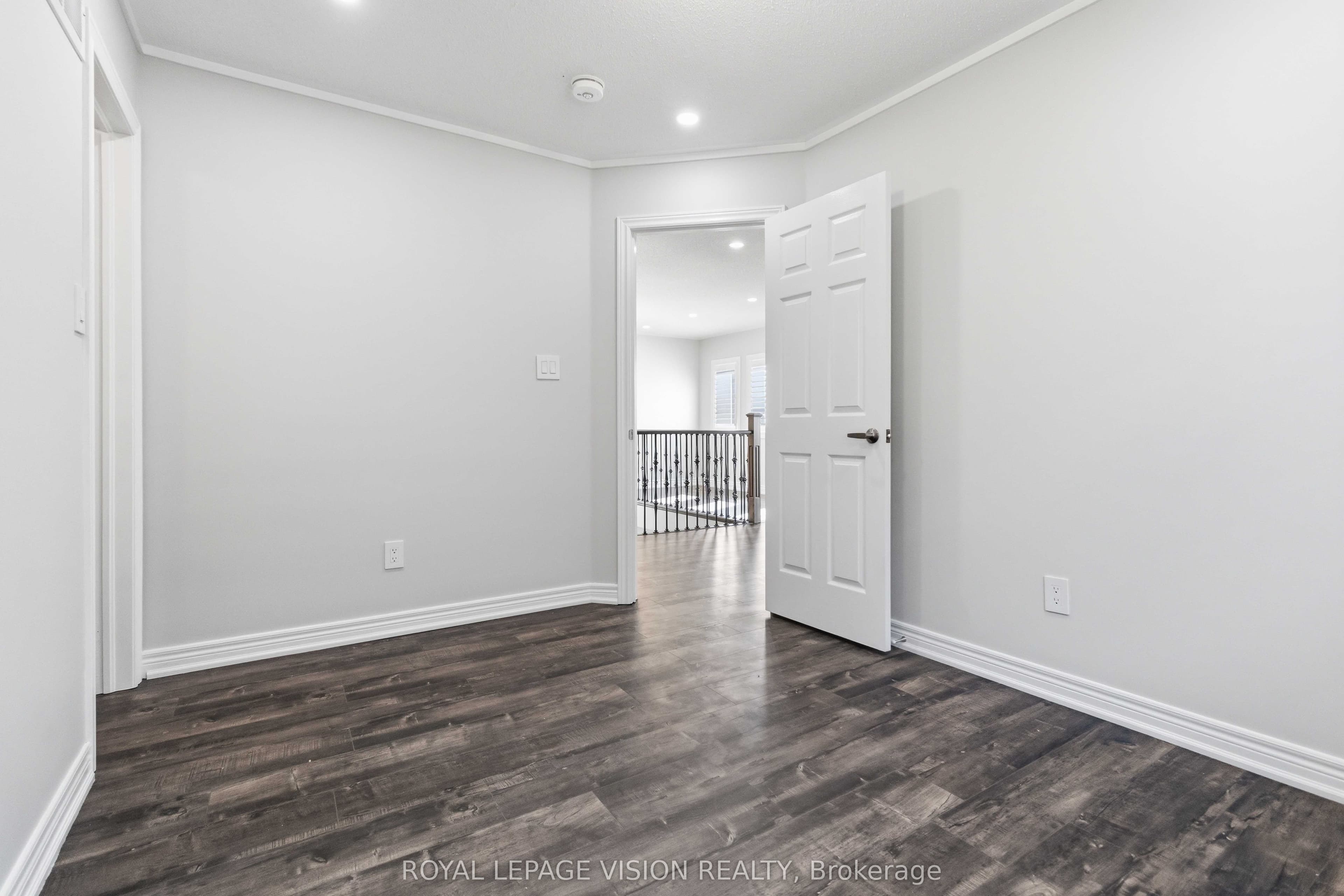 3859 Mcdowell Drive — 6 bed 4 bath Detached for sale in Churchill Meadows, Mississauga